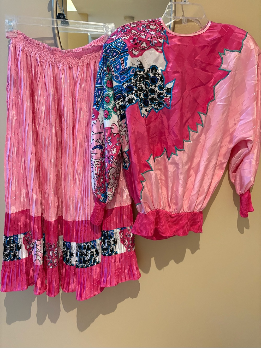 RARE Vintage Diane Freis Patterned Set Top & Pleated Skirt Hot Pink Georgette OS